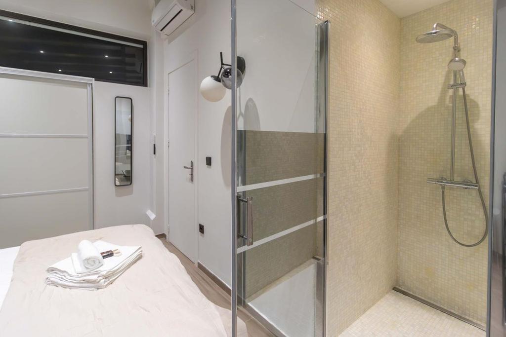 Apartment Saint Germain Des Pres By Studio Prestige Париж Екстериор снимка