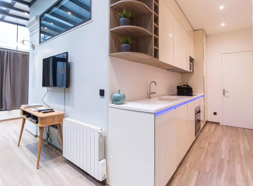 Apartment Saint Germain Des Pres By Studio Prestige Париж Екстериор снимка
