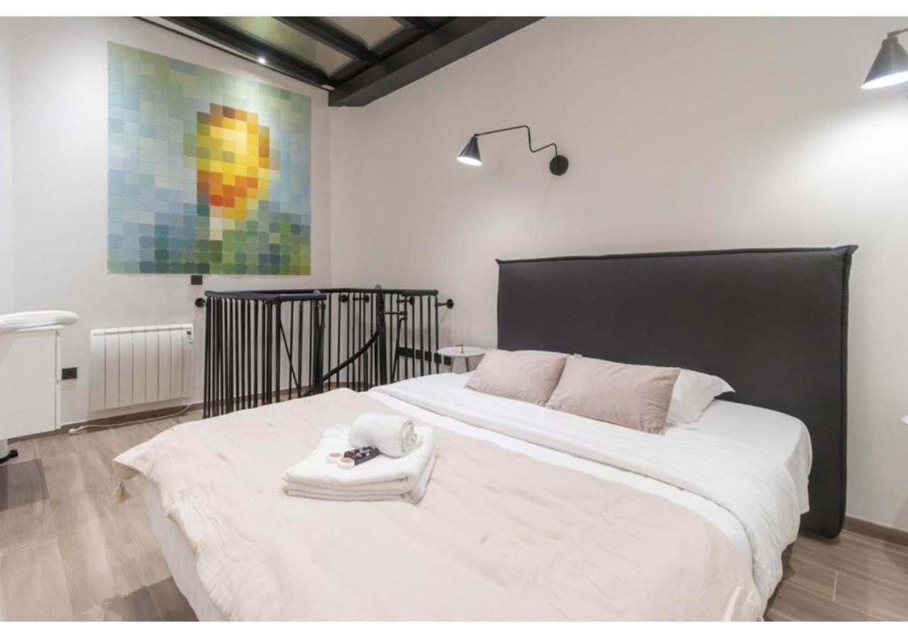 Apartment Saint Germain Des Pres By Studio Prestige Париж Екстериор снимка